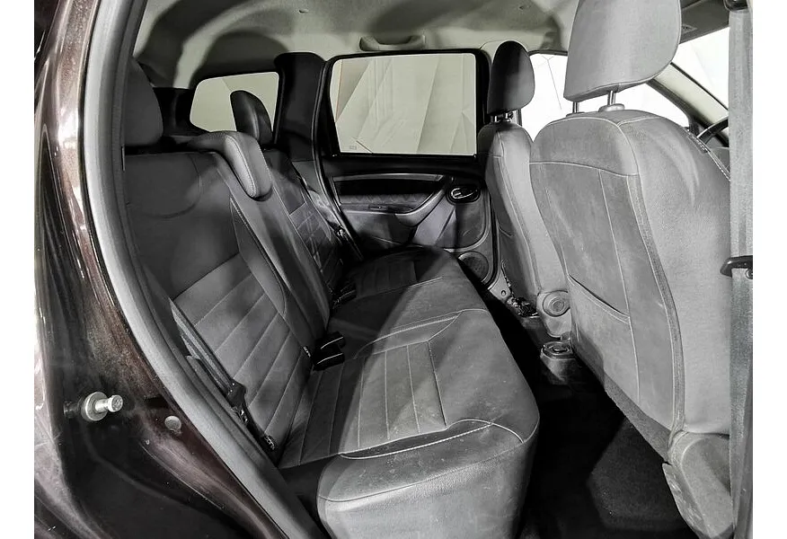 Renault Duster 2.0 AT 4x4 (143 л.с.) Luxe Privilege Коричневый в АВИЛОН. Слайд №17