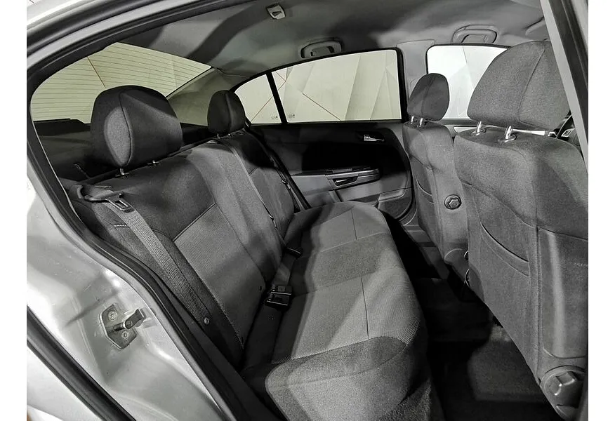 Opel Astra 1.8 AT (140 л.с.) base Серебристый в АВИЛОН. Слайд №16 Opel Astra 1.8 AT (140 л.с.) base Серебристый в АВИЛОН. Слайд №16