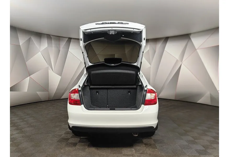 АВИЛОН - Skoda Rapid 1.6 MT (90 л.с.) Белый - slide 17