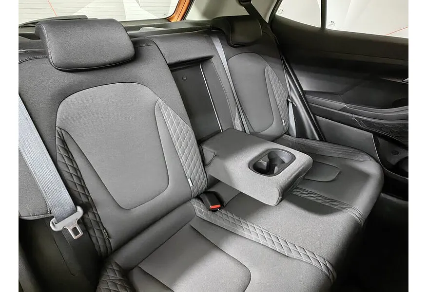 Solaris HC 1.6 AT 2WD (123 л.с.) Lifestyle Оранжевый в АВИЛОН. Слайд №17