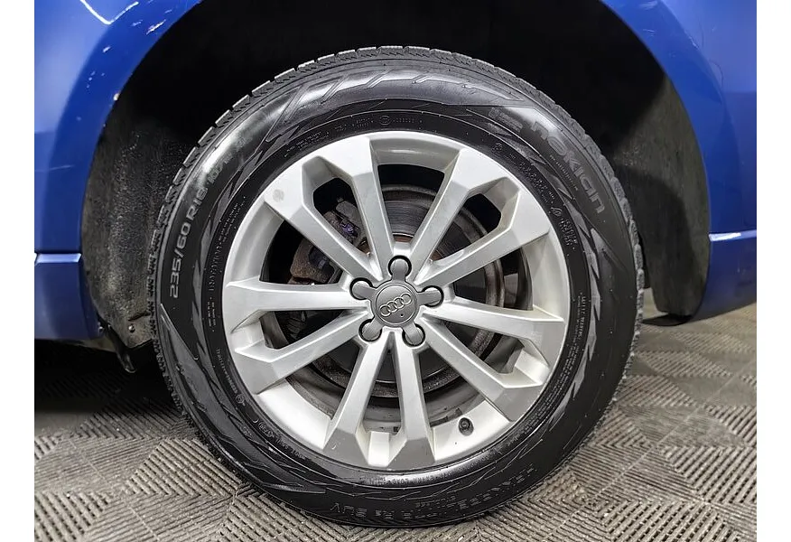 Audi Q5 2.0 TFSI Tiptronic quattro (225 л.с.) Синий в АВИЛОН. Слайд №9