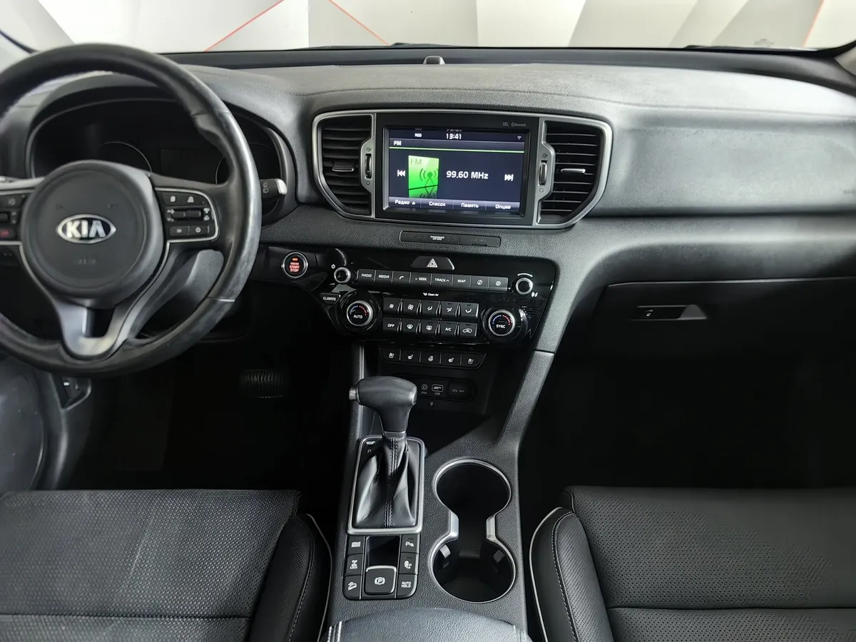Kia Sportage 2.0 CRDi AT 4WD (185 л.с.) Premium Желтый в АВИЛОН. Слайд №14