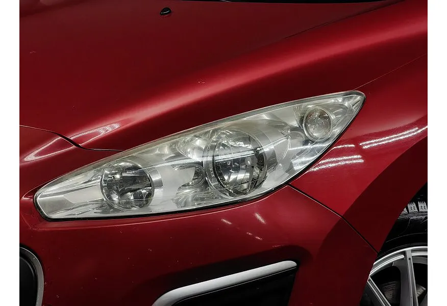 Peugeot 308 1.6 AT (120 л.с.) Красный в АВИЛОН. Слайд №10