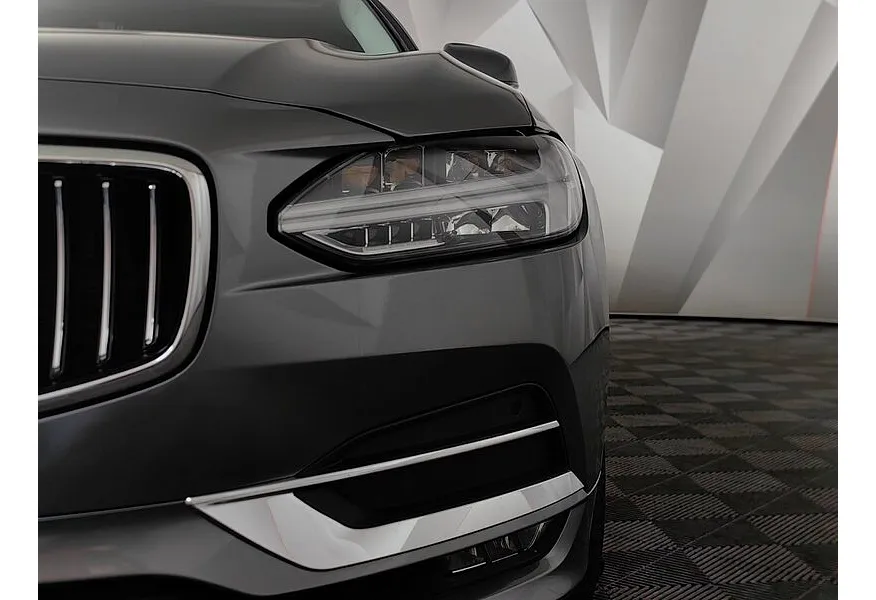 Volvo S90 2.0 T5 Drive-E AT (249 л.с.) Inscription Голубой в АВИЛОН. Слайд №9