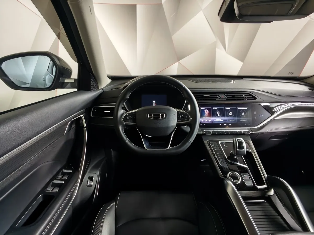 Geely Atlas Pro 1.5T 7DCT AWD (177 л.с.) Flagship Черный в АВИЛОН. Слайд №19