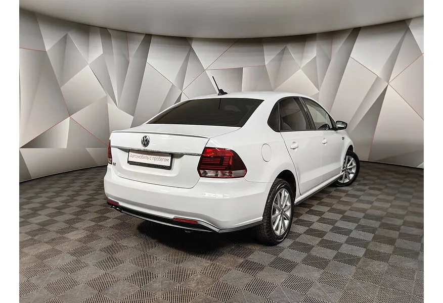 Volkswagen Polo 1.6 MPI AT (110 л.с.) Drive Белый в АВИЛОН. Слайд №2