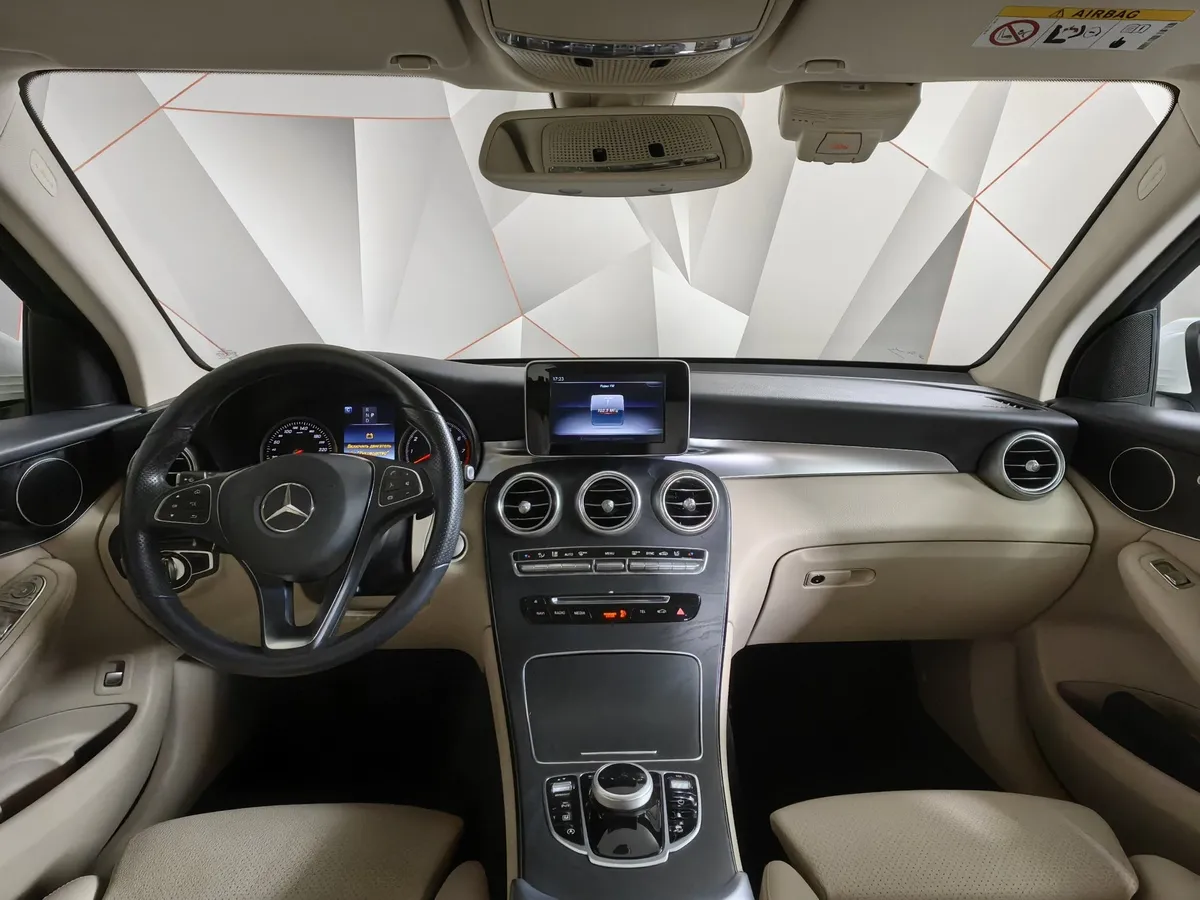 Mercedes-Benz GLC 250 9G-TRONIC 4MATIC (211 л.с.) Premium Белый в АВИЛОН. Слайд №14
