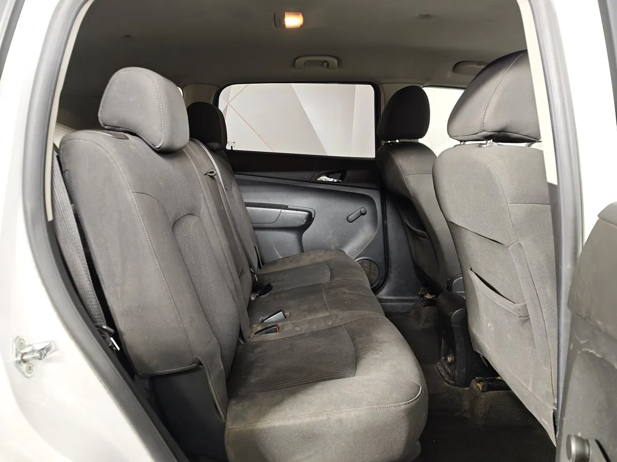 Chevrolet Orlando 1.8 MT (141 л.с.) Белый в АВИЛОН. Слайд №16