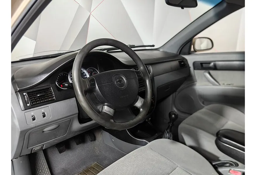 Chevrolet Lacetti 1.4 MT (95 л.с.) Бежевый в АВИЛОН. Слайд №17