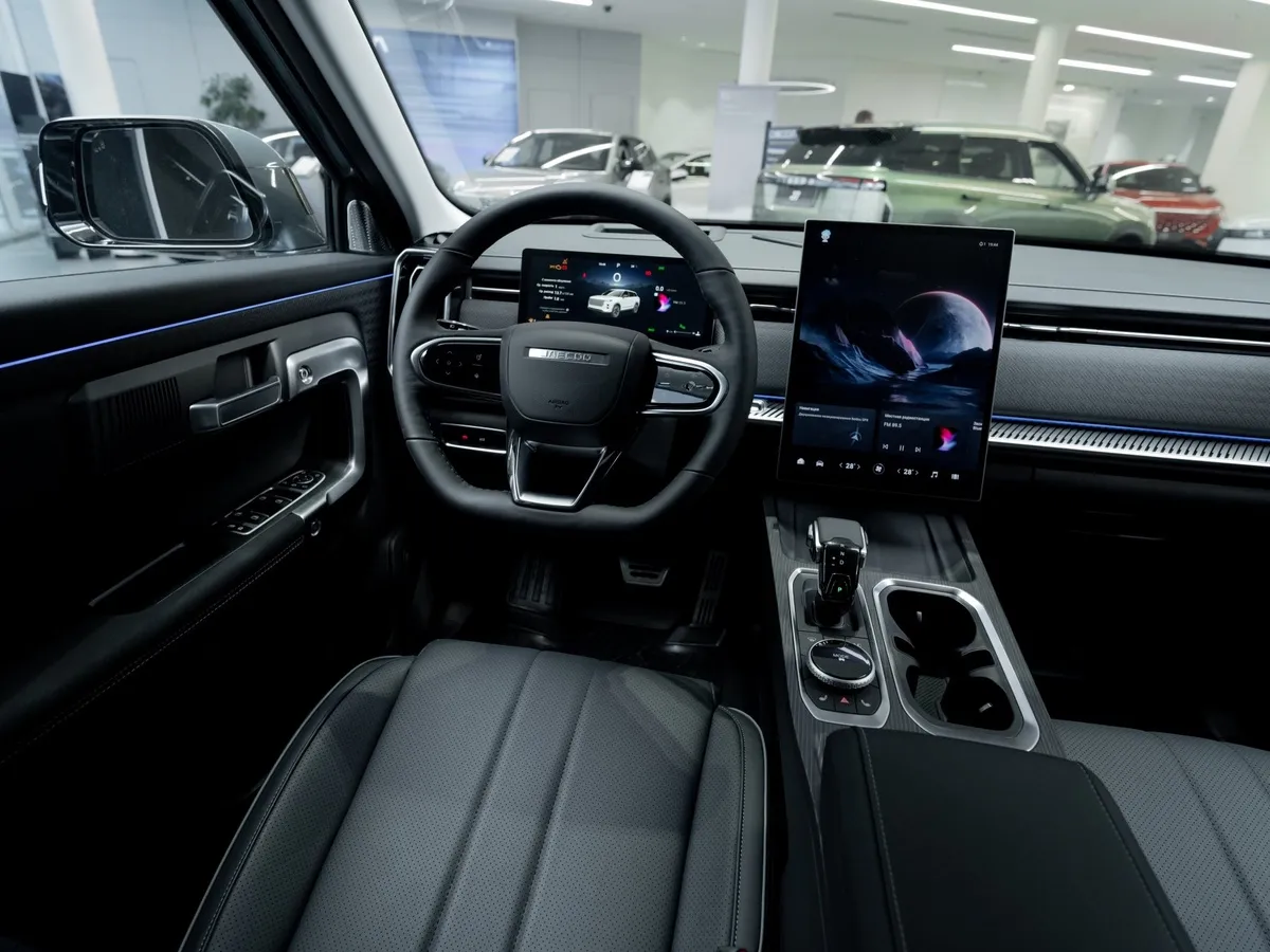 JAECOO J7 1.6T DCT FWD (150 л.с.) Престиж Серый в АВИЛОН. Слайд №11