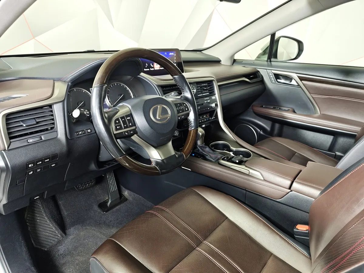 Lexus RX 350 AT AWD (300 л.с.) Exclusive Белый в АВИЛОН. Слайд №19