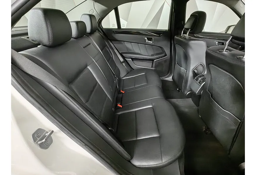 АВИЛОН - Mercedes-Benz E-Класс E 200 T CGI BlueEfficiency AT (184 л.с.) Белый - slide 11