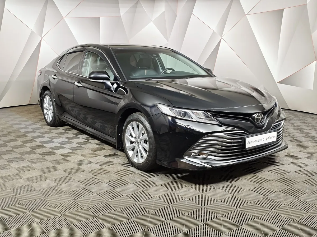 Toyota Camry 2.5 AT (181 л.с.) Черный в АВИЛОН. Слайд №3