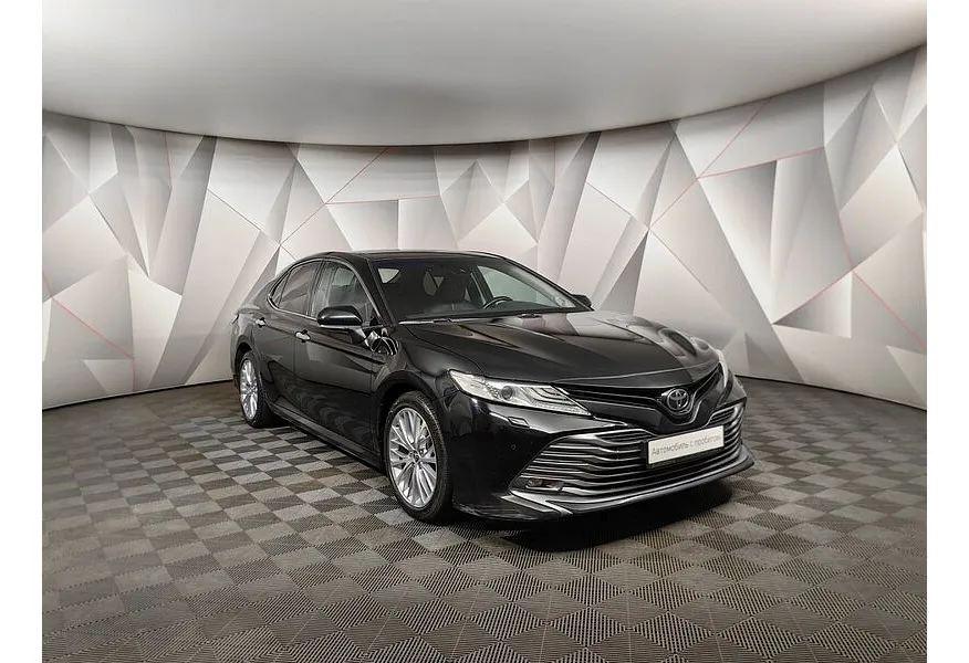 Toyota Camry 2.5 AT (181 л.с.) Черный в АВИЛОН. Слайд №2