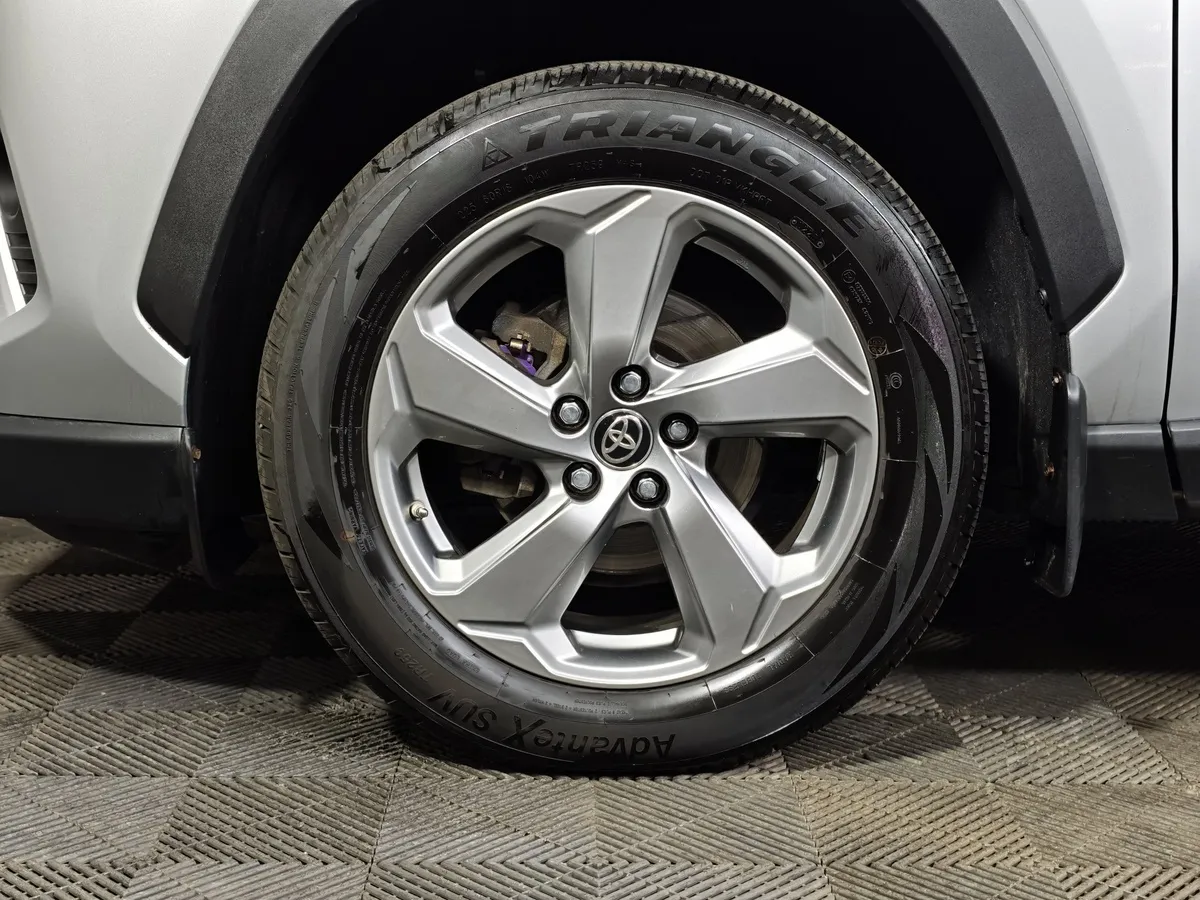 Toyota RAV4 2.0 CVT (149 л.с.) Комфорт Серый в АВИЛОН. Слайд №9