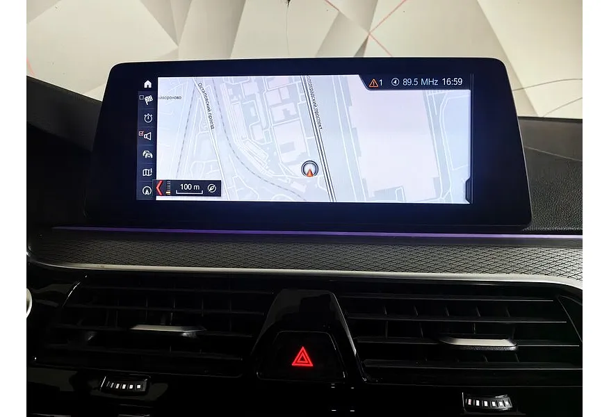 BMW 5 серия 530i xDrive Steptronic (249 л.с.) Белый в АВИЛОН. Слайд №16