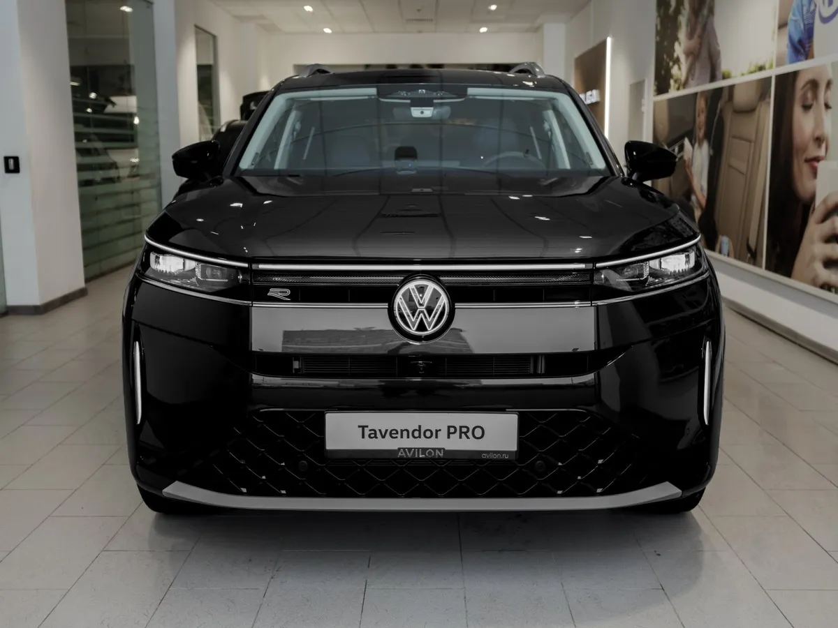 Volkswagen Tavendor 2.0 DSG 4WD (272 л.с.) Р-Лайн Тоуринг Черный в АВИЛОН. Слайд №3