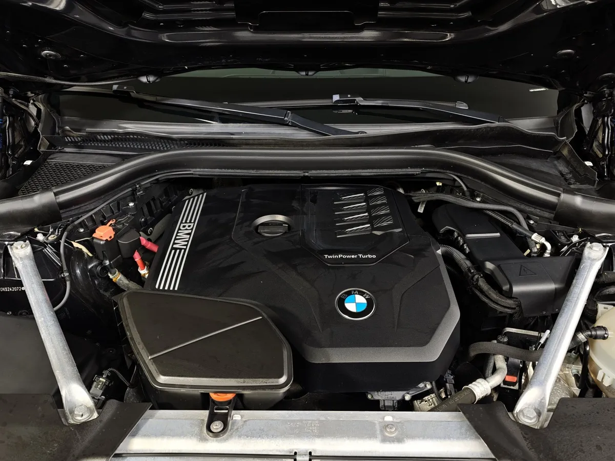 BMW X3 xDrive20i AT (184 л.с.) Черный в АВИЛОН. Слайд №10