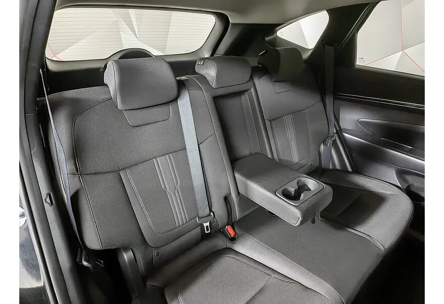 Hyundai Tucson D2.0 Smartstream 8AT 4WD (186 л.с.) Lifestyle + Smart Sense Черный в АВИЛОН. Слайд №17