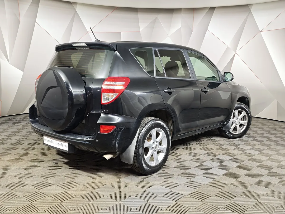 Toyota RAV4 2.0 CVT (158 л.с.) Черный в АВИЛОН. Слайд №2