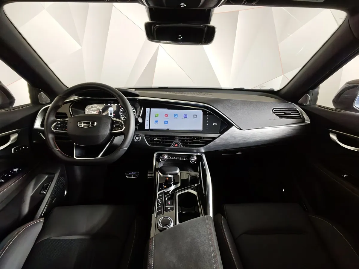 Geely Tugella 2.0 AT AWD (238 л.с.) Flagship Sport Серый в АВИЛОН. Слайд №14