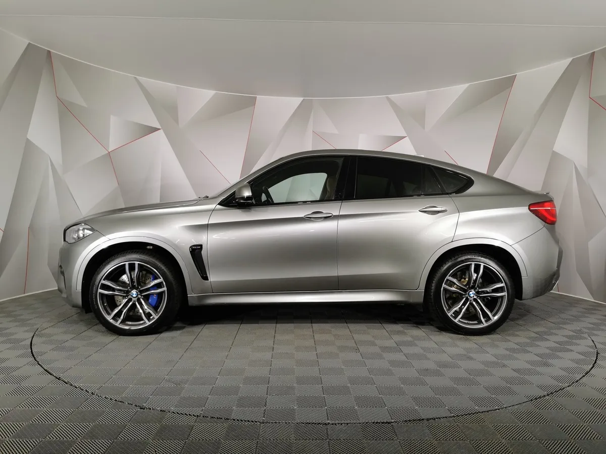 BMW X6 M 4.4 xDrive Steptronic (575 л.с.) Серый в АВИЛОН. Слайд №5