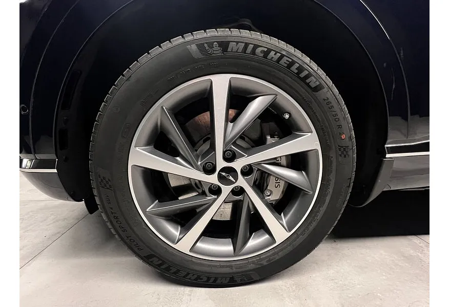 Genesis GV80 2.5 T-GDI 8AT 4WD (249 л.с.) Синий в АВИЛОН. Слайд №15 Genesis GV80 2.5 T-GDI 8AT 4WD (249 л.с.) Синий в АВИЛОН. Слайд №15