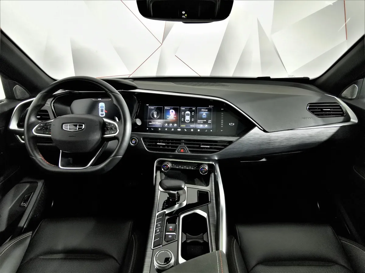 Geely Tugella 2.0 AT AWD (238 л.с.) Flagship Белый в АВИЛОН. Слайд №13