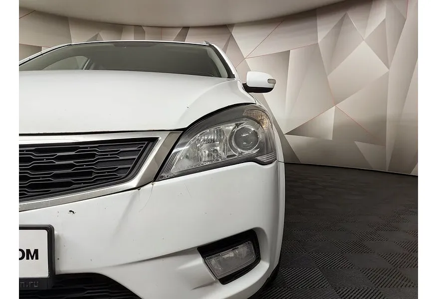 АВИЛОН - Kia Ceed 1.6 AT (122 л.с.) Luxe Белый - slide 18