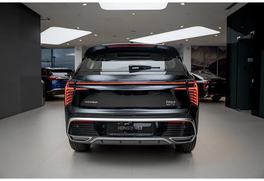 АВИЛОН - Hongqi HS3 2.0T 8AT 4WD (245 л.с.) Deluxe Черный - slide 2