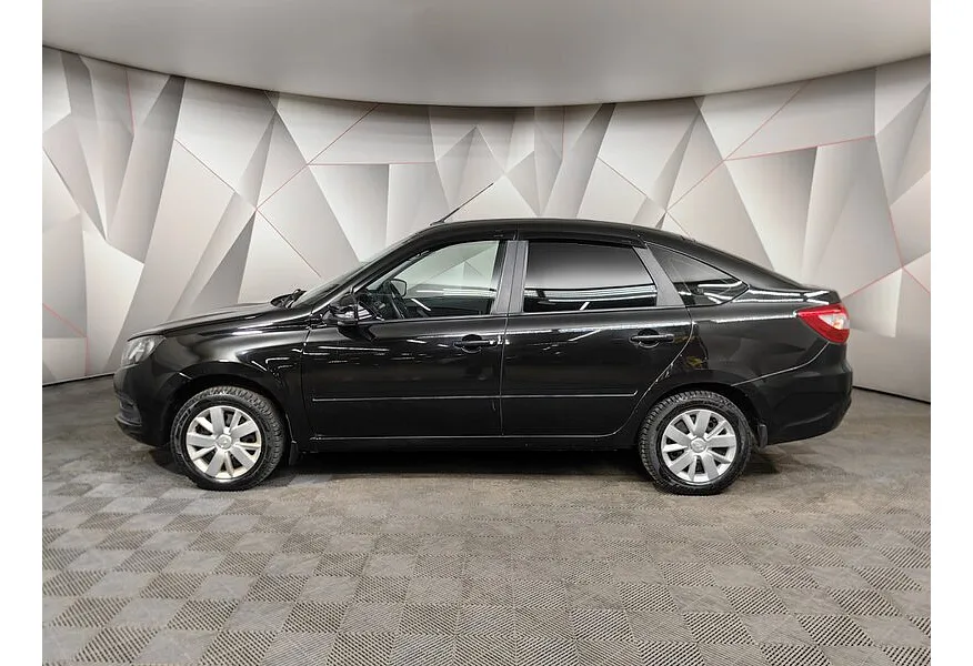 ВАЗ (Lada) Granta 1.6 MT (90 л.с.) Comfort Черный в АВИЛОН. Слайд №5
