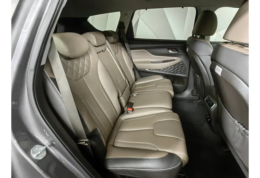 Hyundai Santa Fe 2.5 AWD 6AT (180 л.с.) Prestige Серый в АВИЛОН. Слайд №16