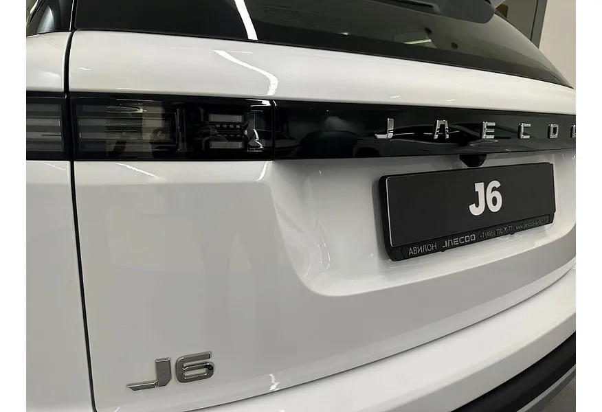 JAECOO J6 1.5T DCT 2WD (147 л.с.) Актив Белый в АВИЛОН. Слайд №6