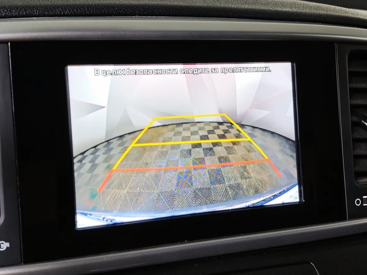 Kia Sportage 2.0 MPI AT 4WD (150 л.с.) Luxe Серебристый в АВИЛОН. Слайд №21