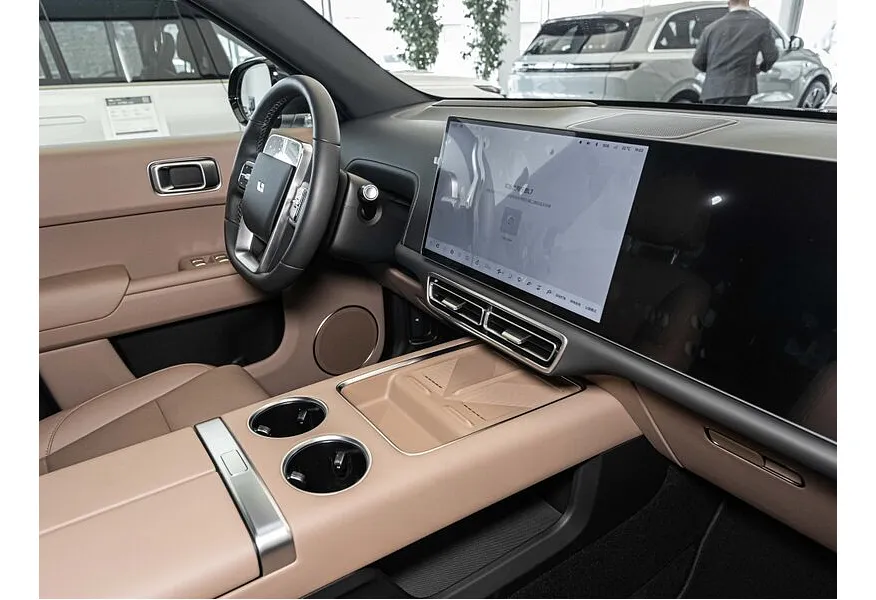 Li Auto L7 1.5 AT 4WD (449 л.с.) Ultra Серый в АВИЛОН. Слайд №13