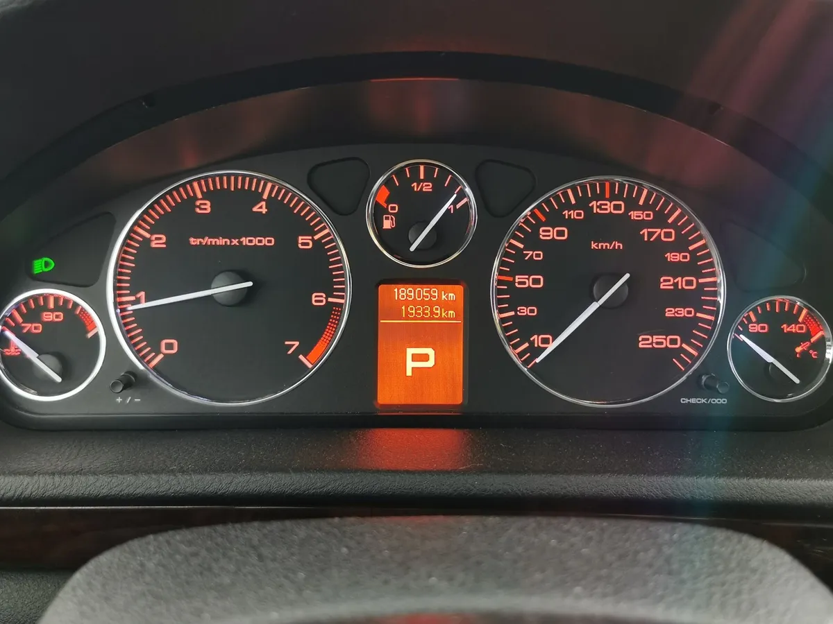 Peugeot 407 2.0 AT (136 л.с.) Серебристый в АВИЛОН. Слайд №17