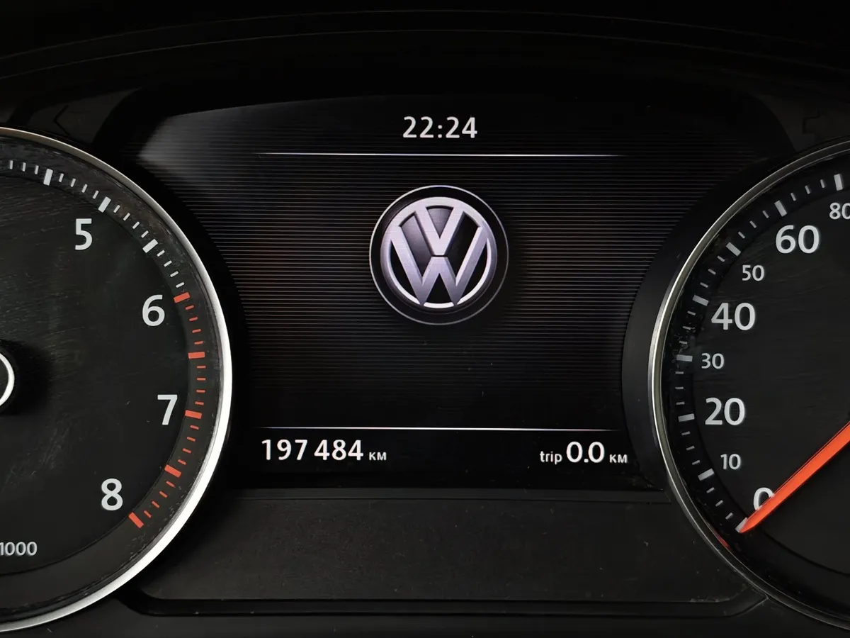 Volkswagen Touareg 3.6 FSI Tiptronic 4Motion (249 л.с.) V6 FSI Черный в АВИЛОН. Слайд №18