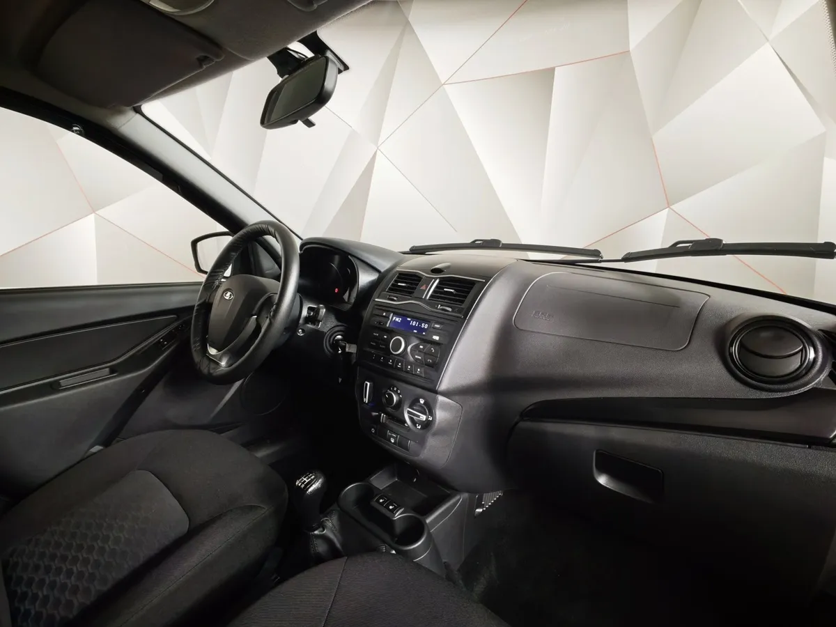 ВАЗ (Lada) Granta 1.6 MT 8кл (87 л.с.) Черный в АВИЛОН. Слайд №12