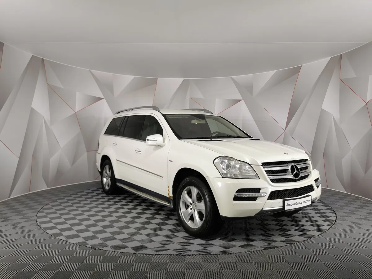 Mercedes-Benz GL 350 CDI BlueEFFICIENCY 7G-Tronic 4MATIC (224 л.с.) Белый в АВИЛОН. Слайд №3