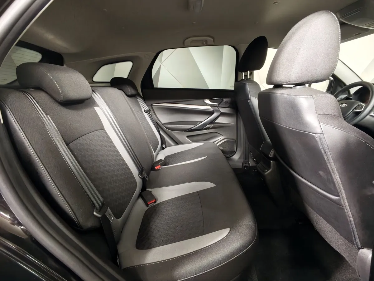ВАЗ (Lada) Vesta 1.6 AMT (106 л.с.) Черный в АВИЛОН. Слайд №16