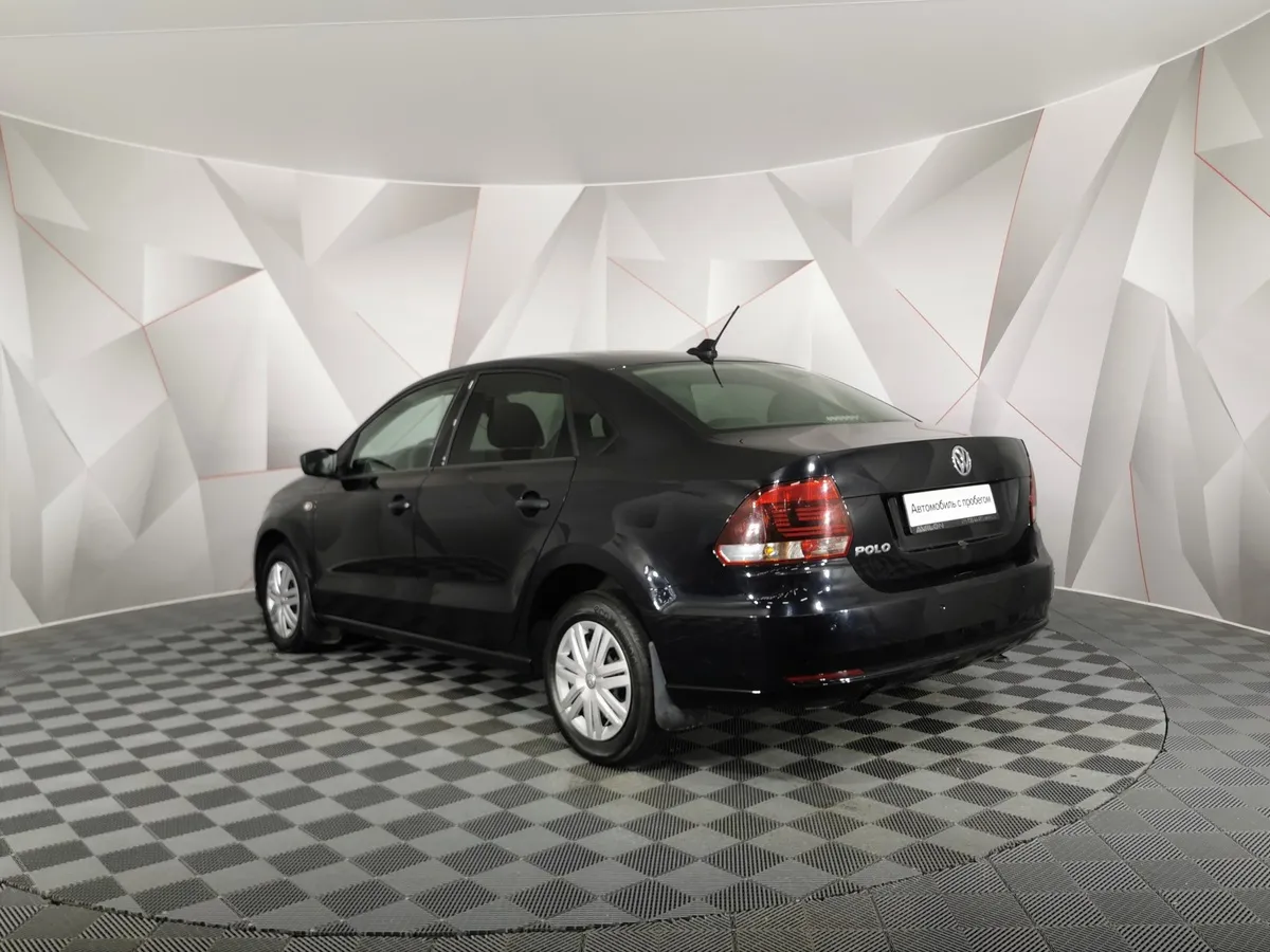 Volkswagen Polo 1.6 MPI MT (90 л.с.) Comfortline Черный в АВИЛОН. Слайд №4
