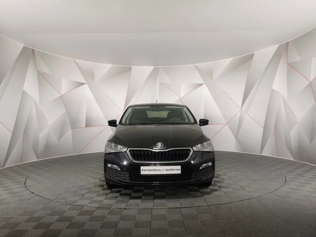 Skoda Rapid 1.6 AT (110 л.с.) Черный в АВИЛОН. Слайд №7