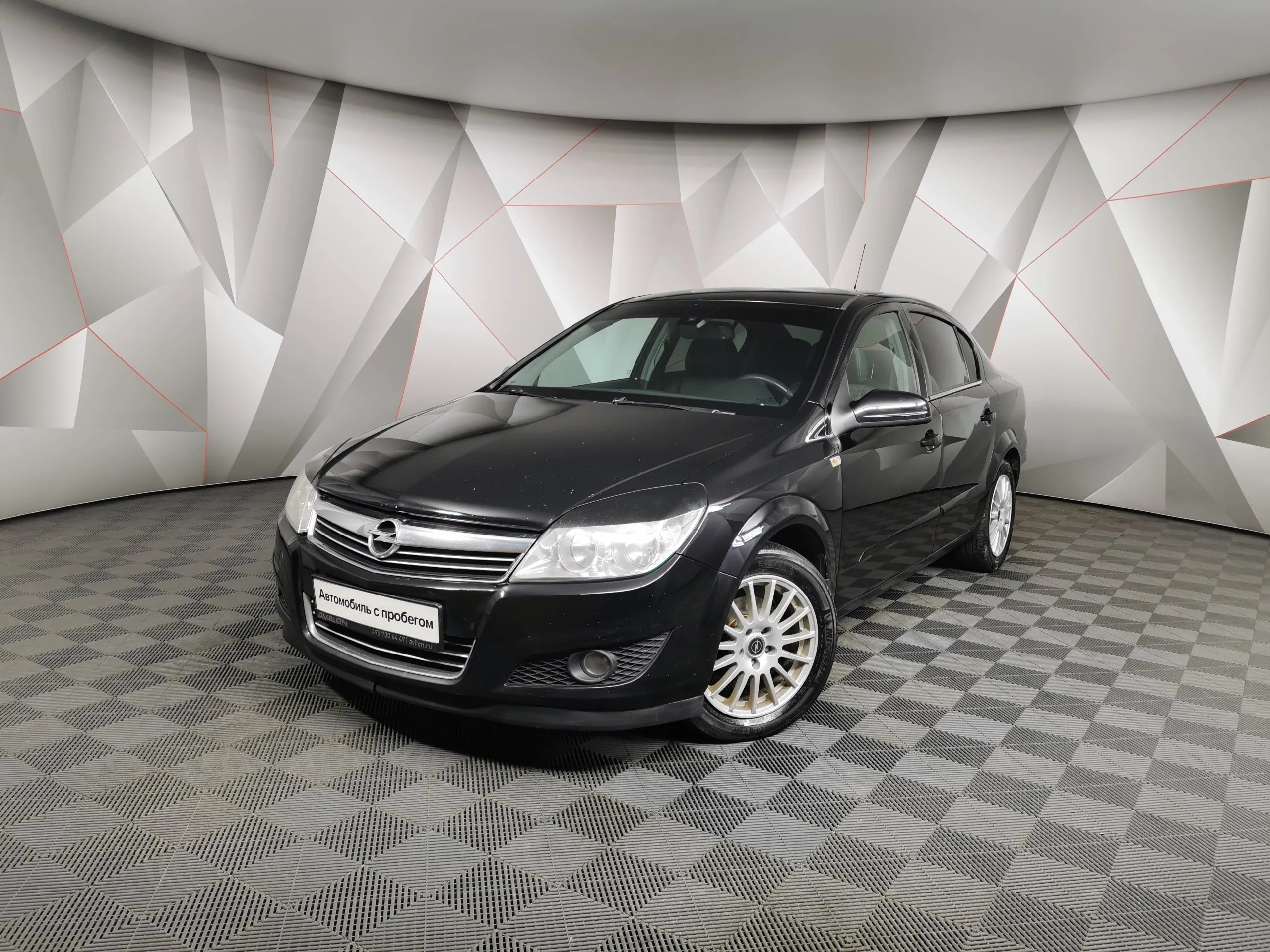 Opel Astra 1.8 AT (140 л.с.) base Черный в Москве № ТИ-UY40765. Купить Opel  Astra III (Family/H) Рестайлинг Автомат Бензиновый с пробегом 130453 км.  Цена 977500