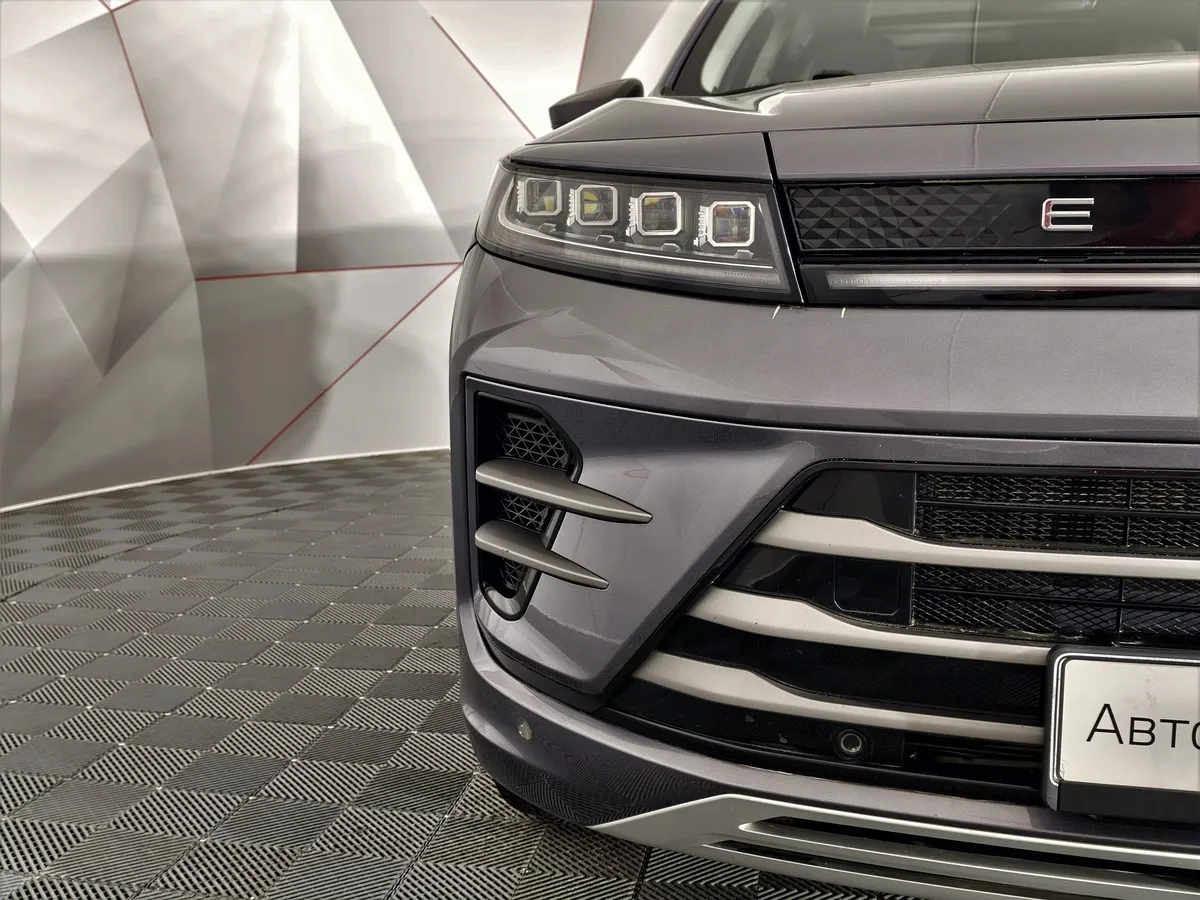 EXEED LX 1.6T 7DCT 4WD (150 л.с.) Premium Серый в АВИЛОН. Слайд №10