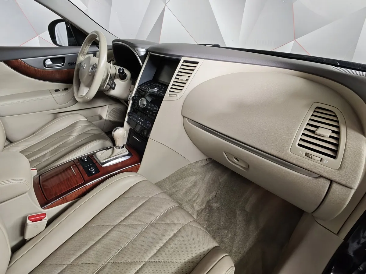 Infiniti QX70 3.0 D AT AWD (238 л.с.) Elegance Коричневый в АВИЛОН. Слайд №12