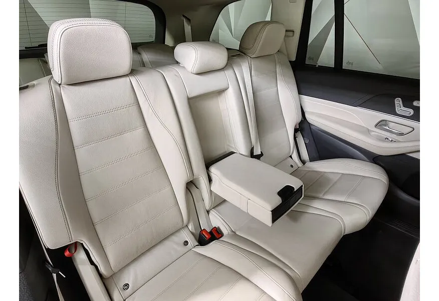 Mercedes-Benz GLS 400 d 9G-TRONIC 4Matic (330 л.с.) Premium Серебристый в АВИЛОН. Слайд №16