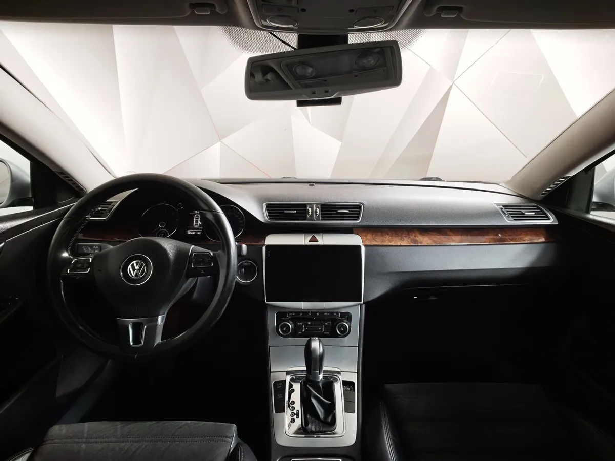 Volkswagen Passat 1.8 TSI DSG (152 л.с.) Серебристый в АВИЛОН. Слайд №13