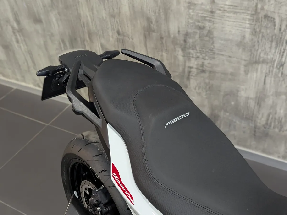 BMW Motorrad F 900 R F 900 R 895 см³ 895 Белый в АВИЛОН. Слайд №2
