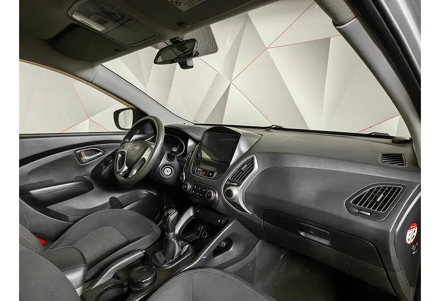 LIVE. Слайд №9