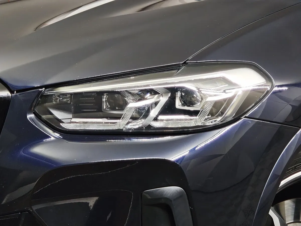 BMW X3 xDrive30i AT (249 л.с.) Base Локальная сборка Черный в АВИЛОН. Слайд №8
